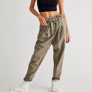 Free People Margate Pleated Trouser Size Medium